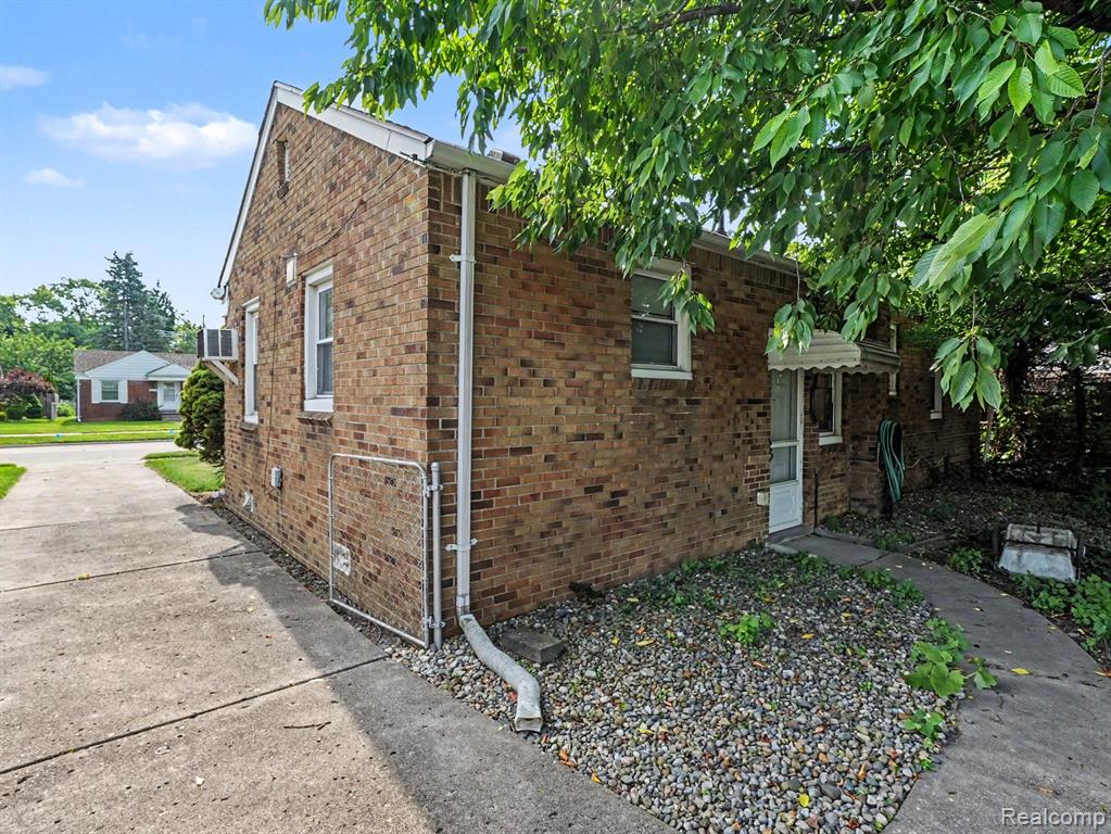6350 Robinson Avenue, Allen Park, MI 48101 — Photo 14