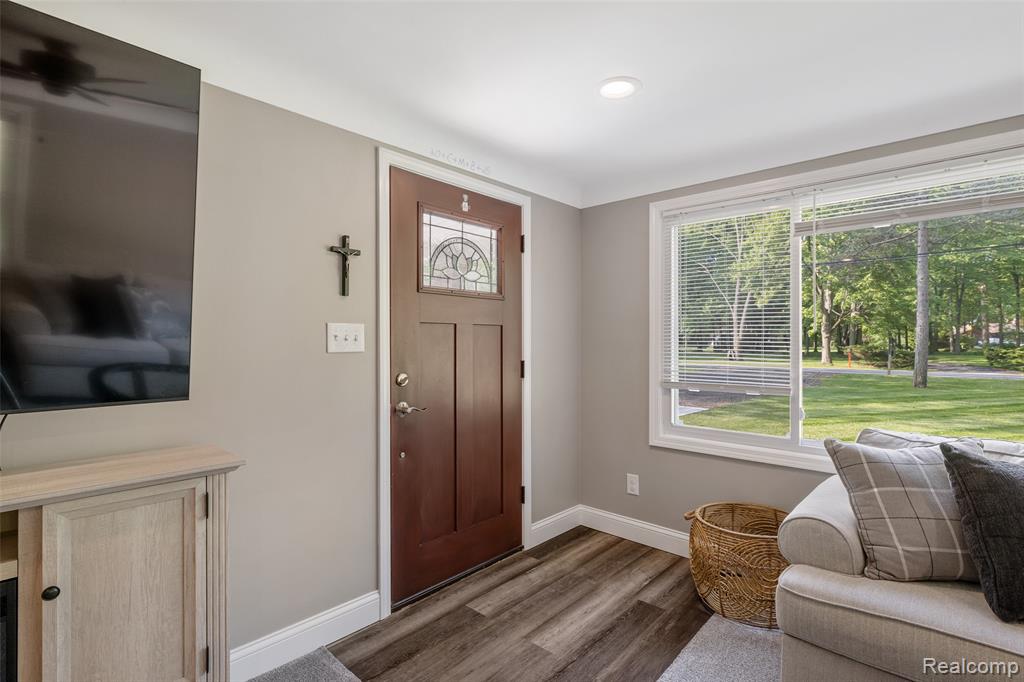 6590 Swartout Road, Clay, MI 48001 — Photo 8