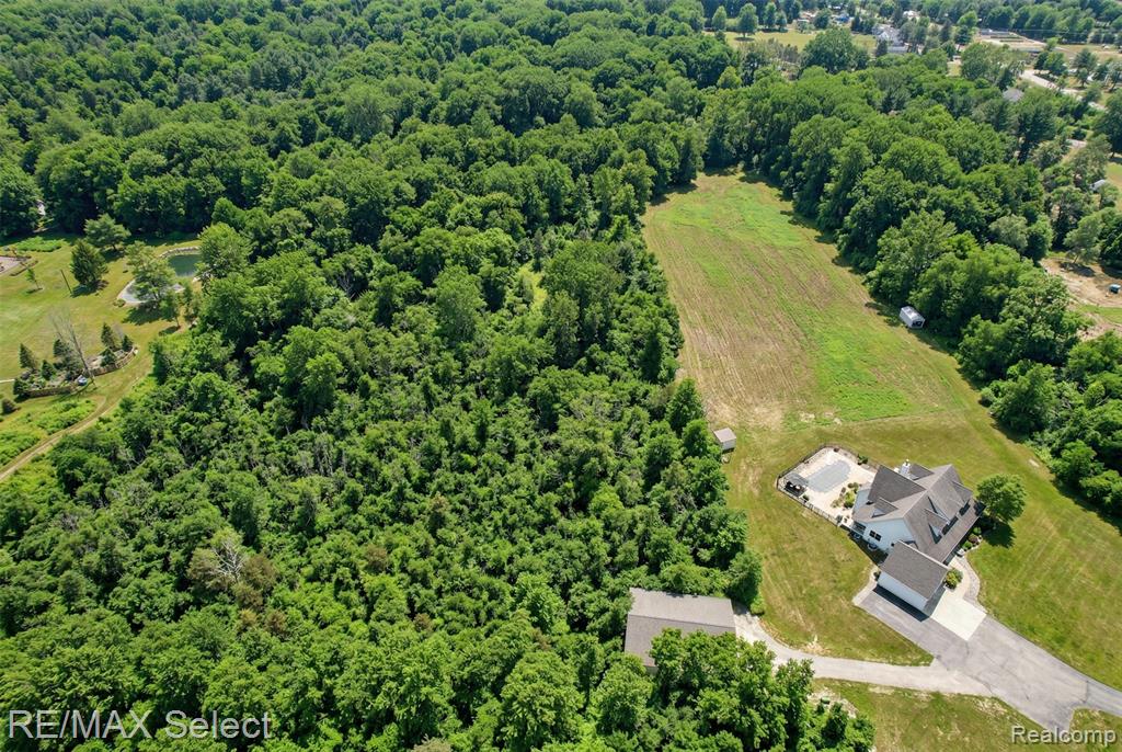 6451 N Elms Road, Flushing, MI 48433 — Photo 46