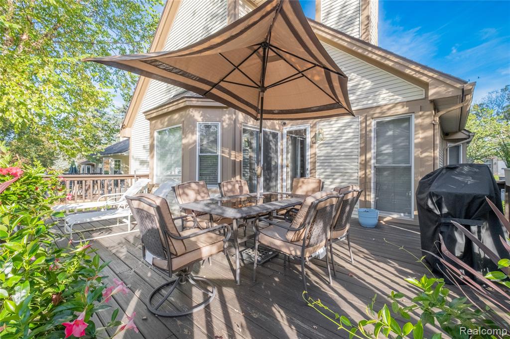 919 Whisperwood Drive, Fenton, MI 48430 — Photo 17