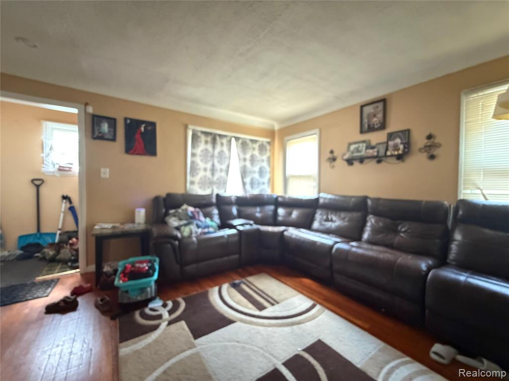 7756 VAUGHAN Street, Detroit, MI 48228 — Photo 9