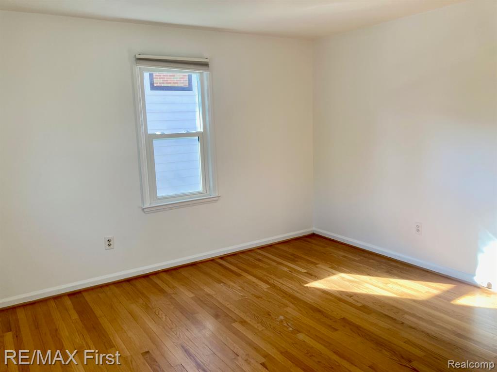 421 E Farnum Avenue, Royal Oak, MI 48067 — Photo 13