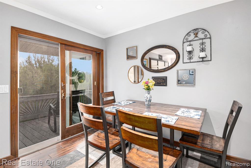7529 BISHOP Road, Brighton, MI 48116 — Photo 5