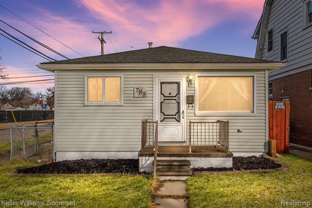 788 CLEOPHUS Parkway, Lincoln Park, MI 48146 — front exterior