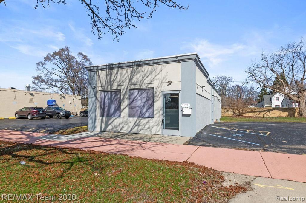 5153 S Beech Daly Street, Dearborn Heights, MI 48125 — Photo 3