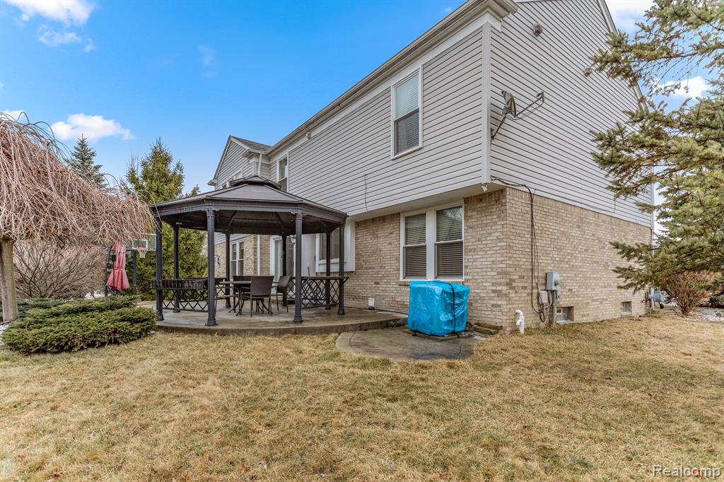 48596 GREENWICH Lane, Canton, MI 48188 — Photo 37