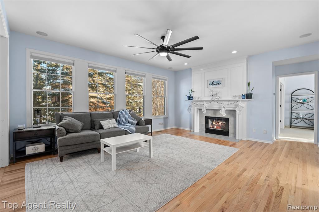 668 Berridge Circle, Lake Orion, MI — Photo 10
