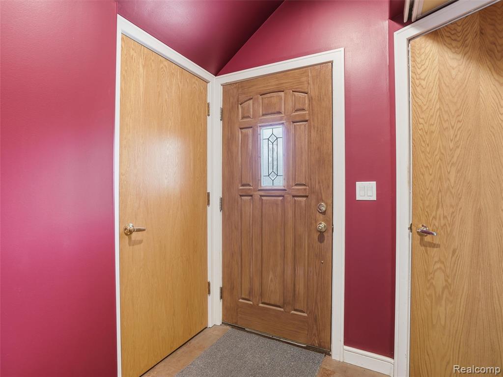 7845 Sleepy Hollow Drive, Northville, MI 48168 — Photo 33