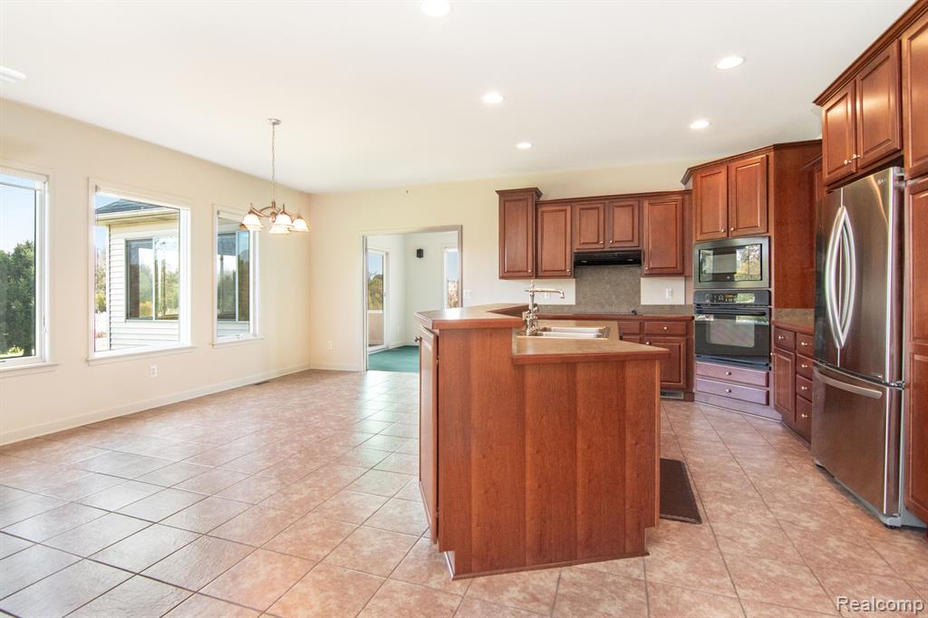 2481 ANDREW THOMAS Trail, Ann Arbor, MI 48103 — Photo 16