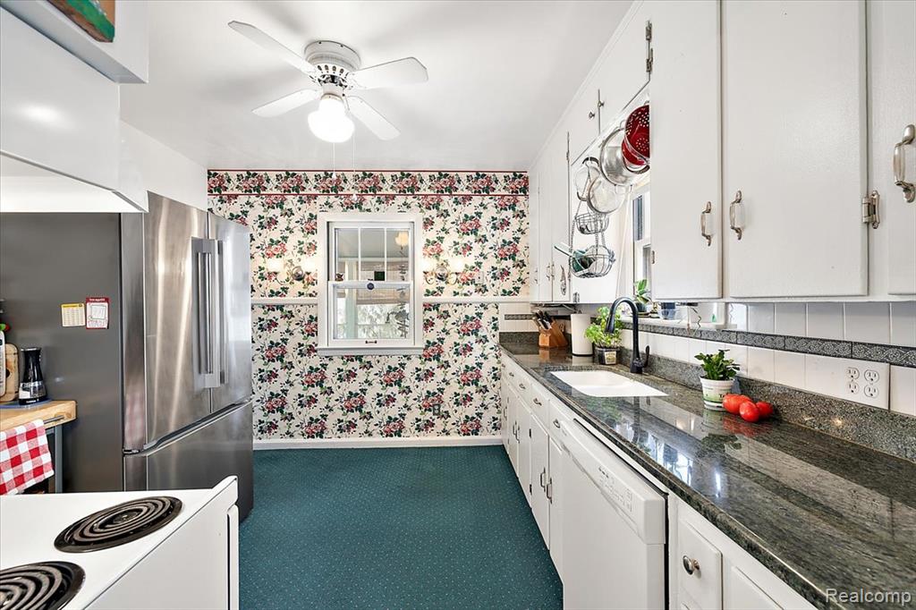 34915 Chestnut Street, Wayne, MI, 48184