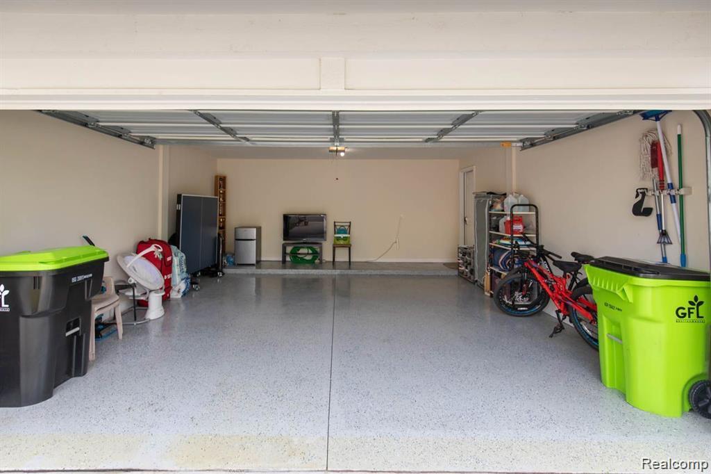 41578 Mitchell Road, Novi, MI — Photo 43