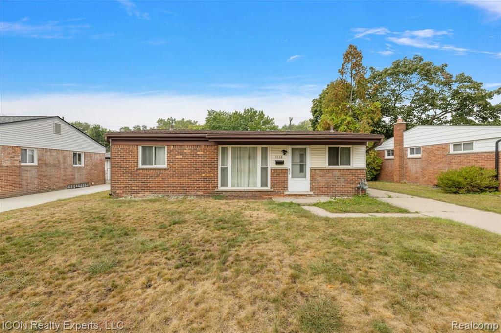 5118 Michael Street, Dearborn Heights, MI 48125 — Photo 2