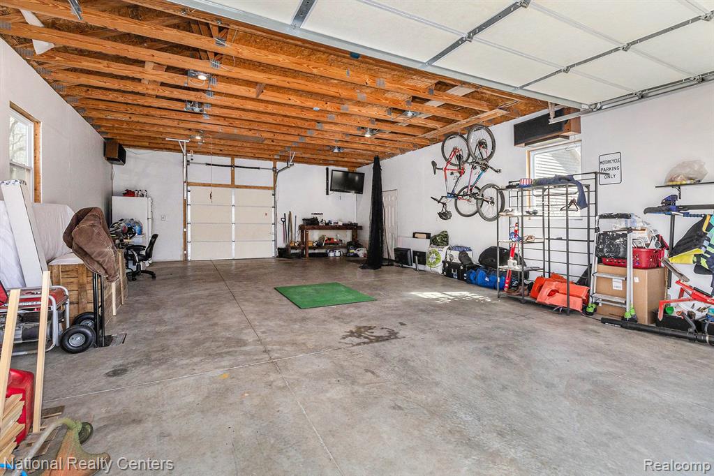 4060 Cullen Rd, Fenton, MI 48430 — Photo 27