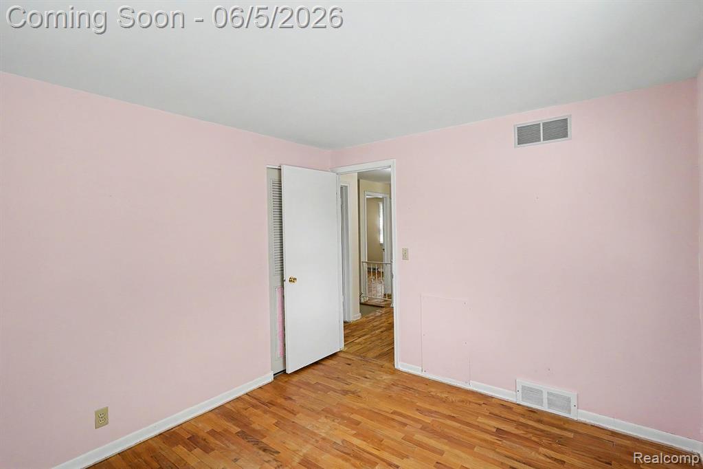 522 Old Bridge Road, Grand Blanc, MI 48439 — Photo 16