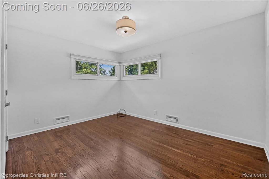 17451 Birwood Avenue, Beverly Hills, MI 48025 — Photo 23