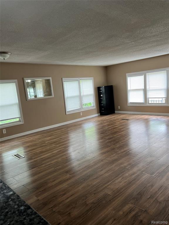 35945 Herman Street, Romulus, MI 48174 — Photo 5