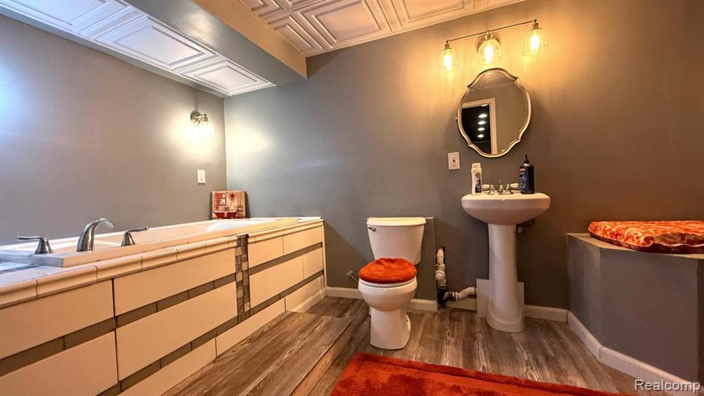 738 W Margaret Lane, Pontiac, MI 48341 — Photo 12