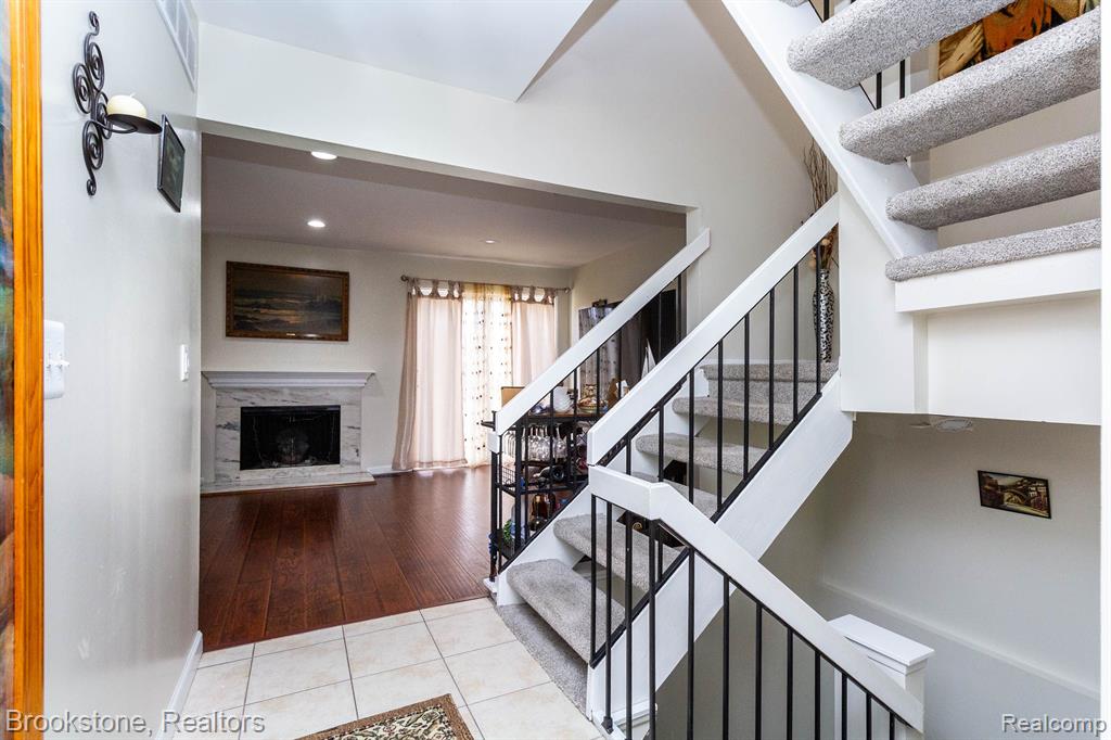 5215 RICHARD Run, West Bloomfield, MI — Photo 8