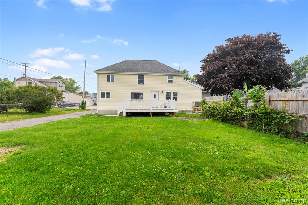 4354 S 5th Street, Luna Pier, MI 48157 — Photo 23