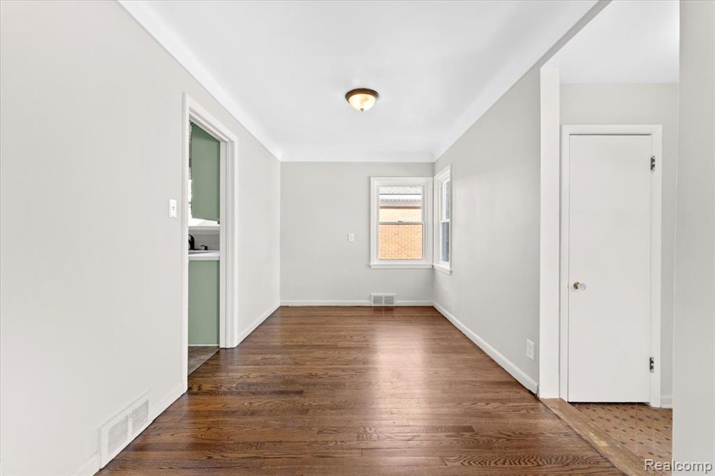 6740 Larme Avenue, Allen Park, MI 48101 — Photo 5