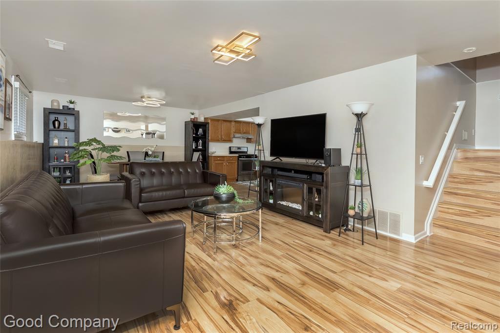 5410 Edgar Road, Clarkston, MI — Photo 3