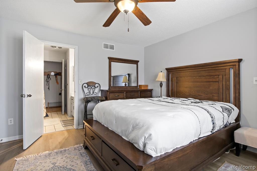 8765 JOANN Drive, Newport, MI 48166 — Photo 13
