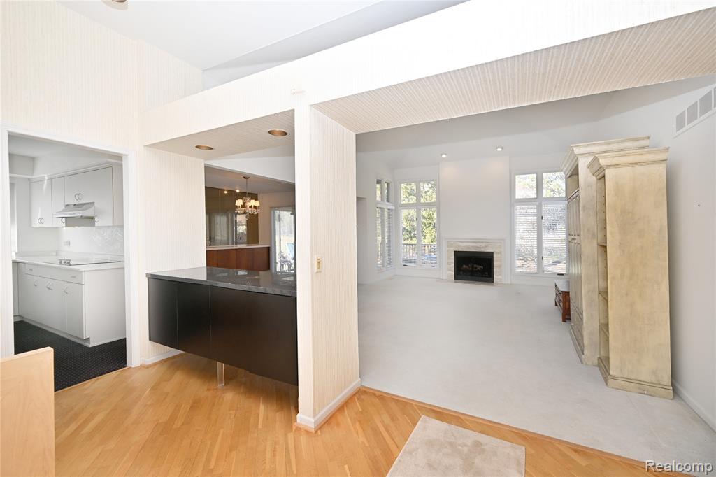 22080 Orchard Way, 37, Beverly Hills, MI 48025 — Photo 6