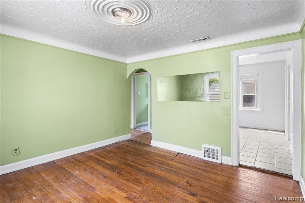 8306 Wisconsin Street, Detroit, MI 48204 — Photo 25