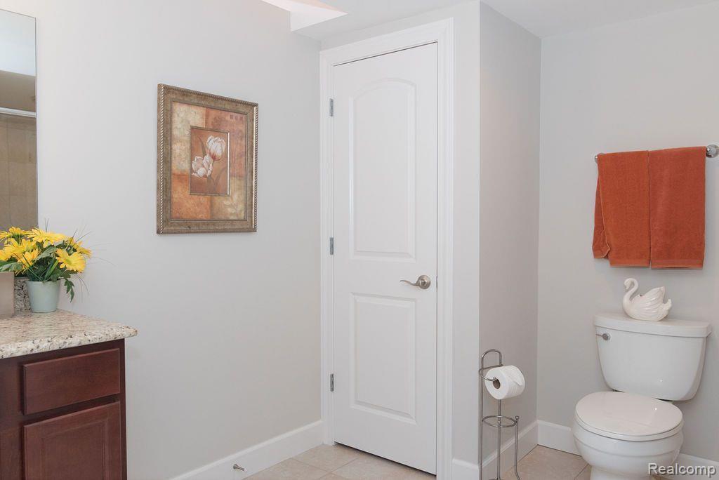 6962 Rawling, Washington, MI — Photo 31