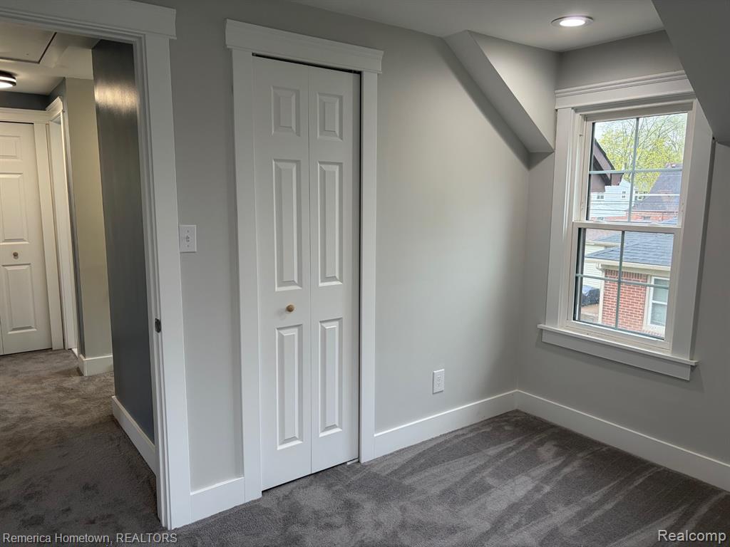 9614 Auburndale Street, Livonia, MI 48150 — Photo 17