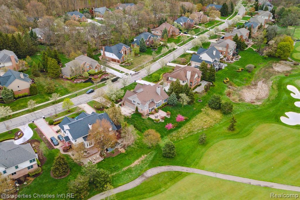 45653 TOURNAMENT Drive N, Northville, MI 48168 — Photo 83