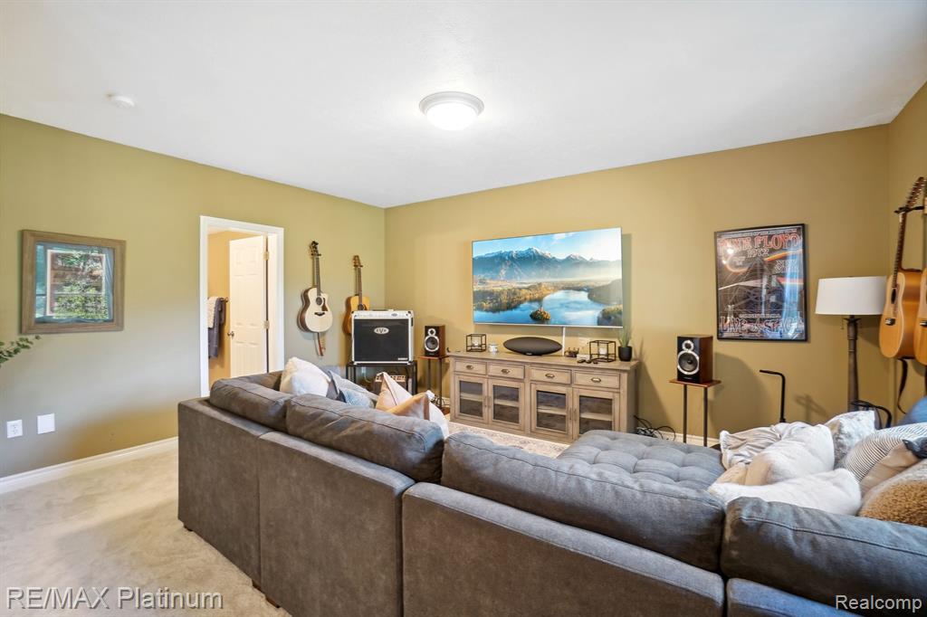 4657 Lakeshire Drive, Howell, MI 48843 — Photo 31