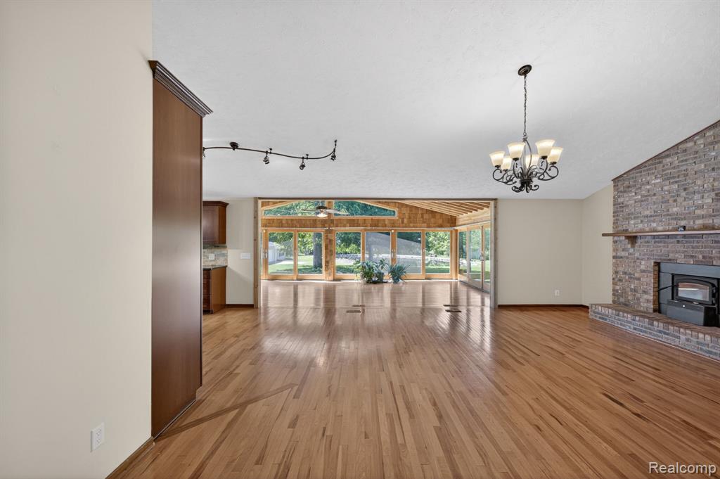 9353 Hill Road, Swartz Creek, MI 48473 — Photo 31