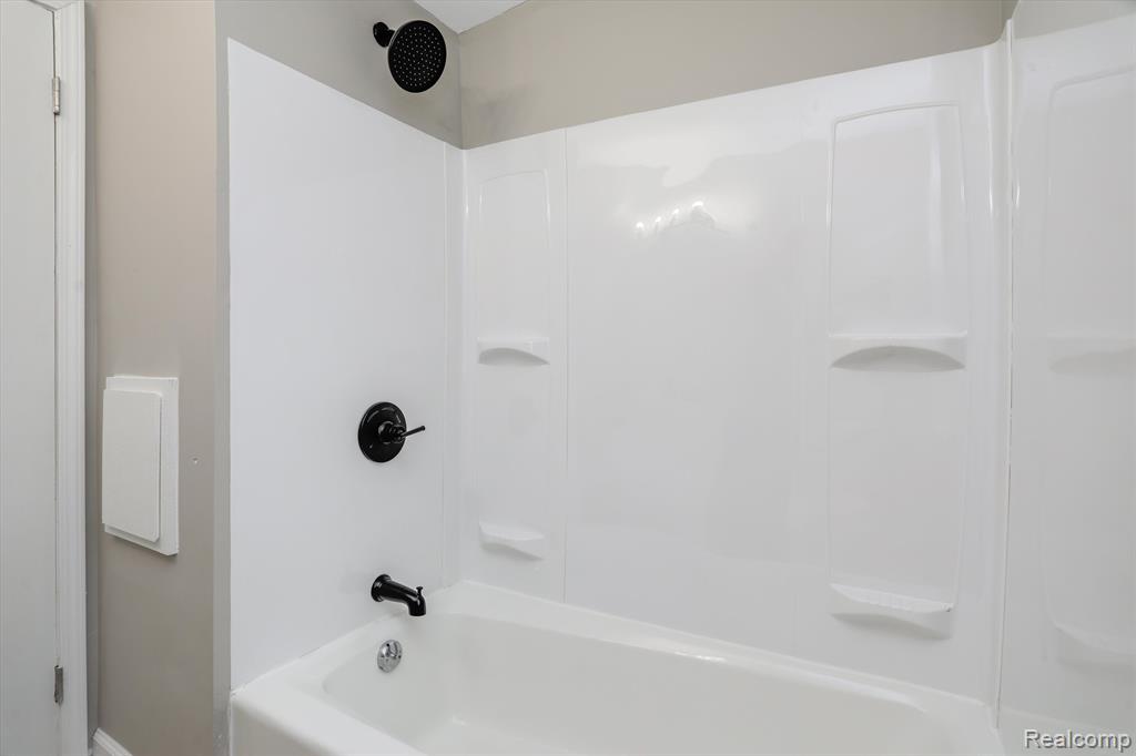 9653 QUANDT Avenue, Allen Park, MI 48101 — Photo 16
