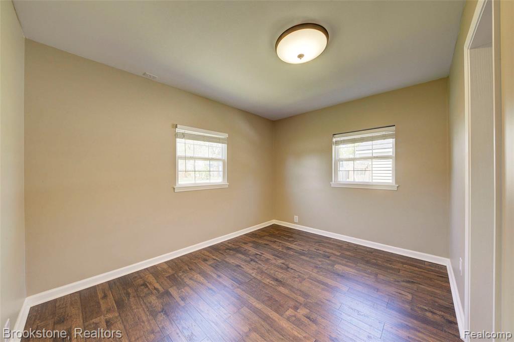 4458 Seeden Street, Waterford, MI 48329 — Photo 30