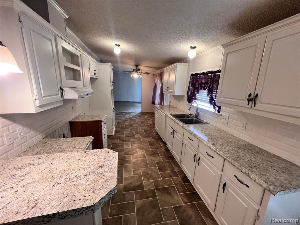 415 Weeping Willow, Flint, MI 48506 — Photo 4
