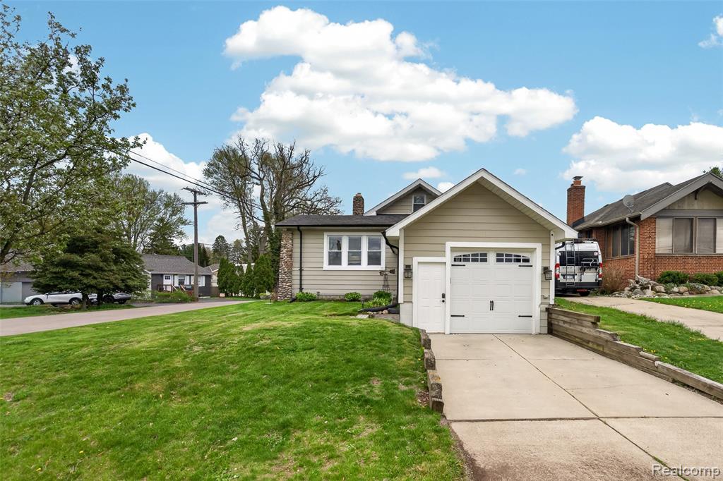 1430 Benvenue Street, Sylvan Lake, MI 48320 — Photo 74