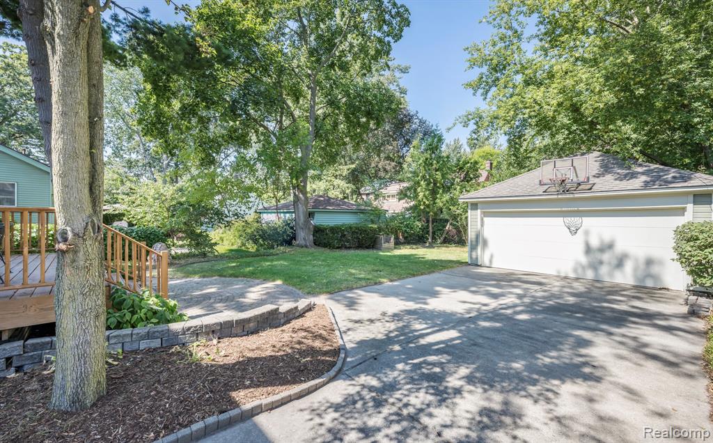 452 W Lewiston Avenue, Ferndale, MI 48220 — Photo 20