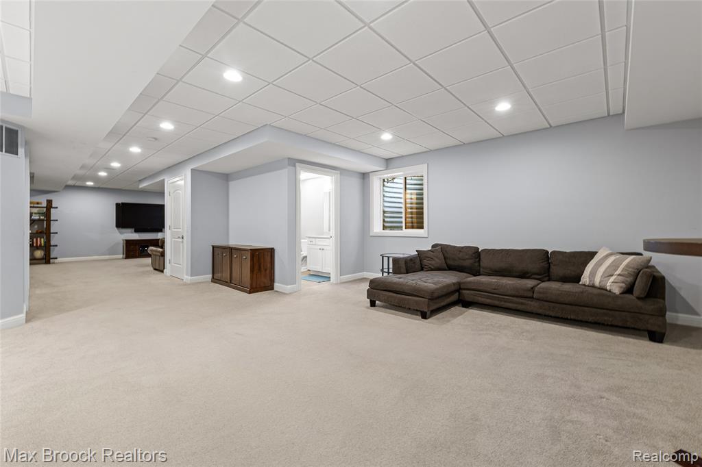 864 Chestnut Street, Birmingham, MI 48009 — Photo 23