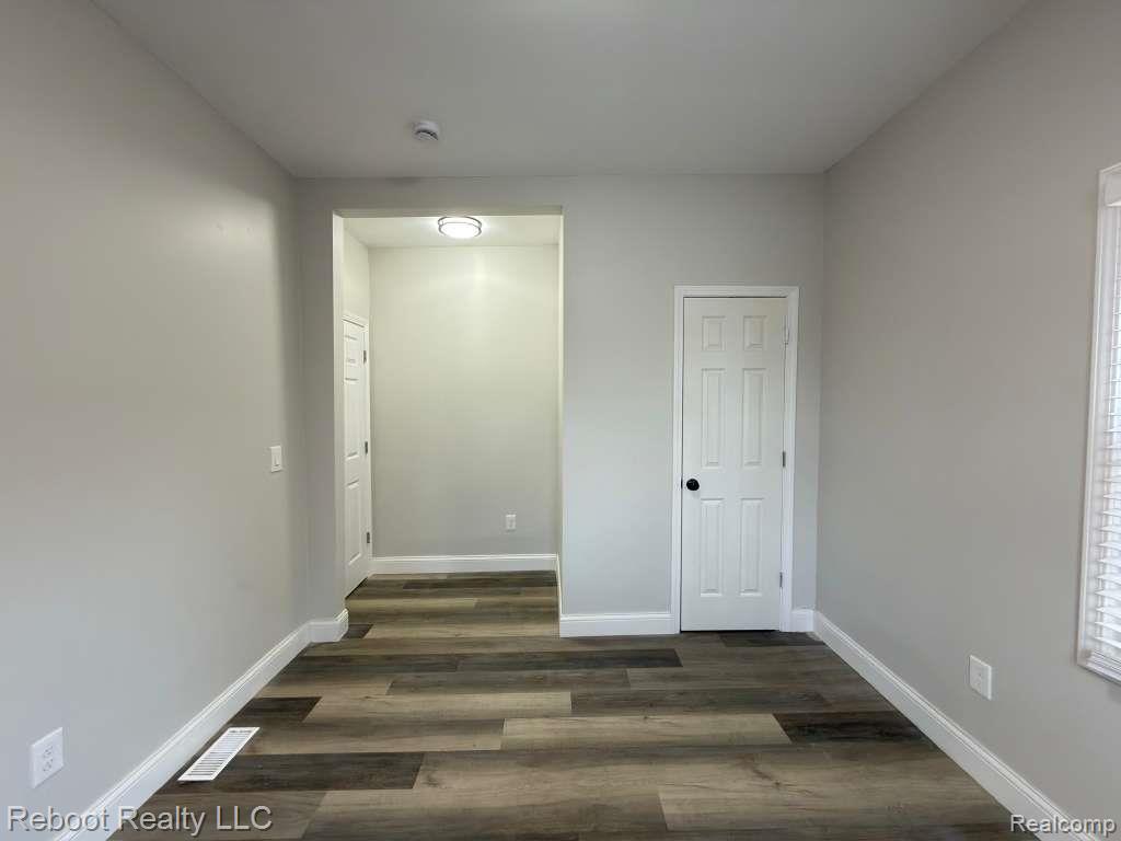 6022 Hazlett Street, Detroit, MI 48210 — Photo 18