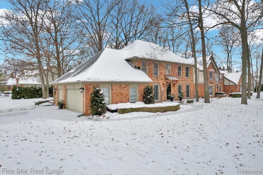 4143 Glencastle Drive, Troy, MI 48098 — Photo 4
