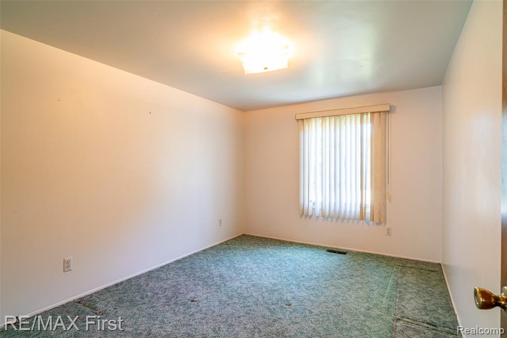8506 Orchardview Drive, Washington, MI 48095 — Photo 36