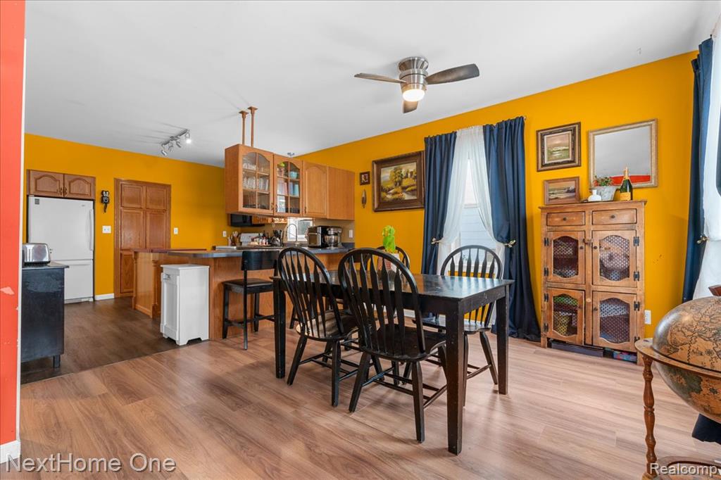 627 E Washington Street, Howell, MI 48843 — Photo 4
