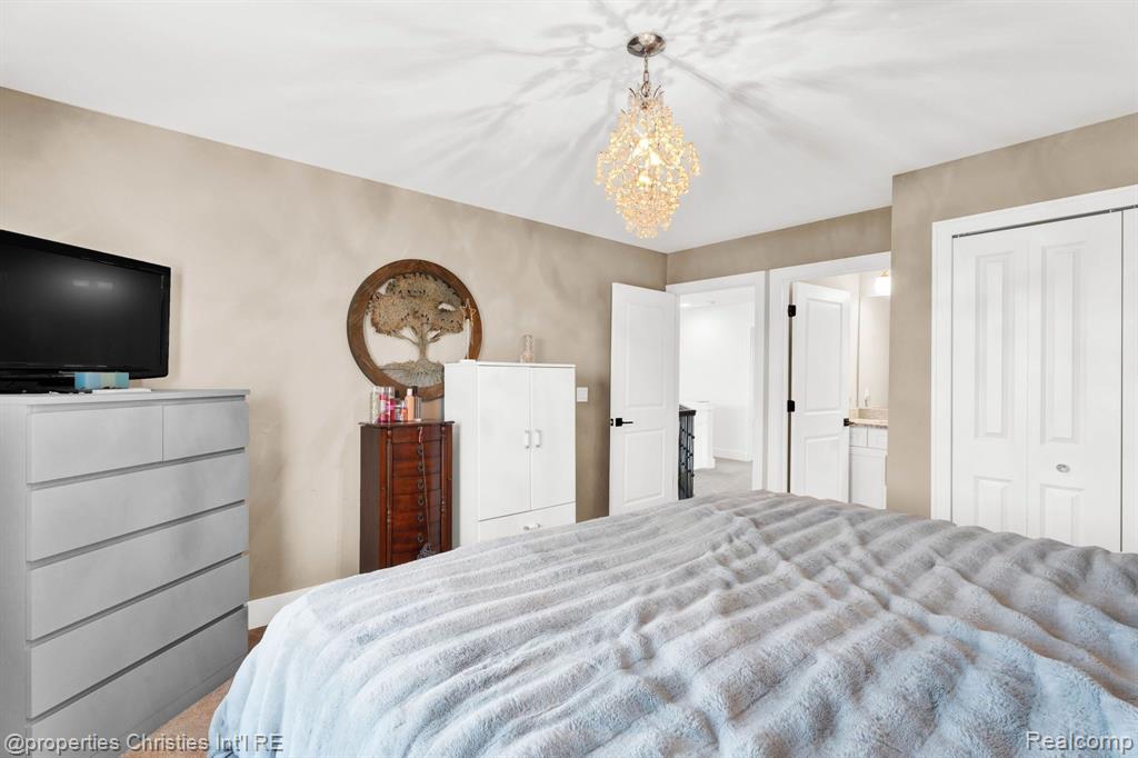10486 Stoney Point Drive, South Lyon, MI 48178 — Photo 39