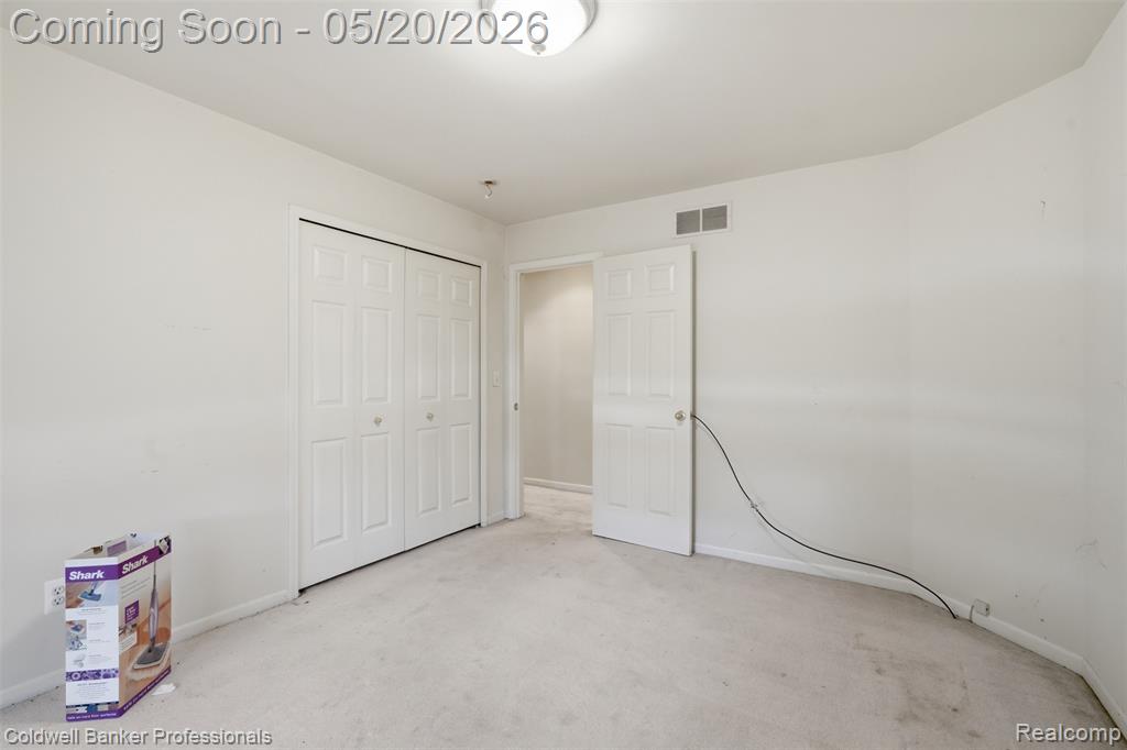 21527 N Tangel Drive E, Macomb, MI 48044 — Photo 15