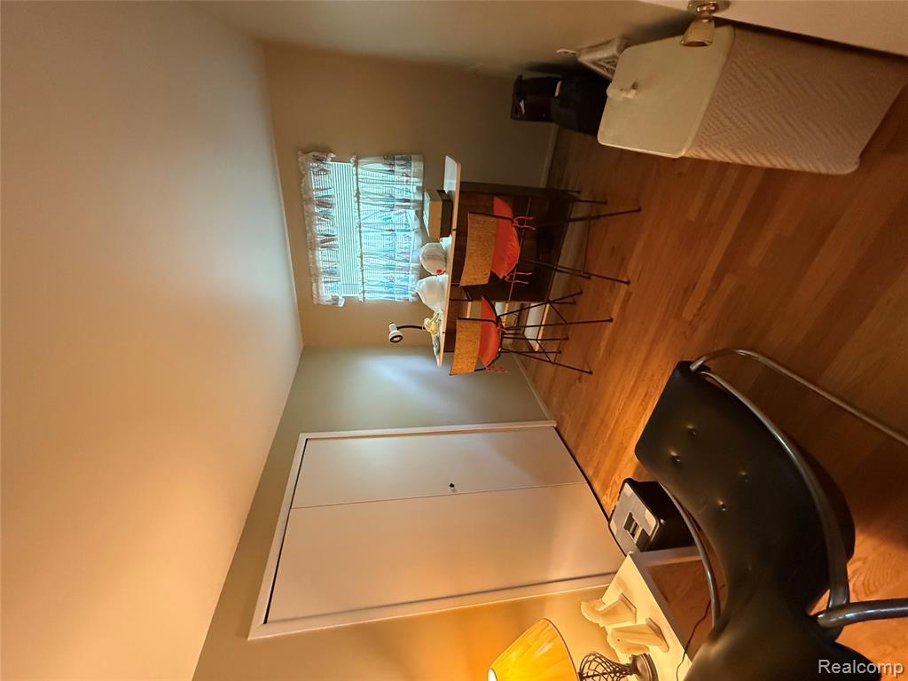 570 Clinton River Drive, Mount Clemens, MI 48043 — Photo 10