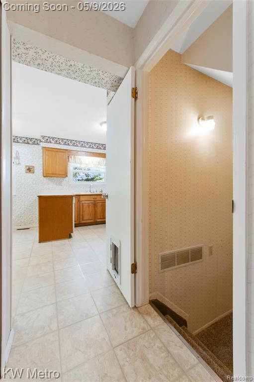 477 Coldiron Drive, Rochester Hills, MI 48307 — Photo 35