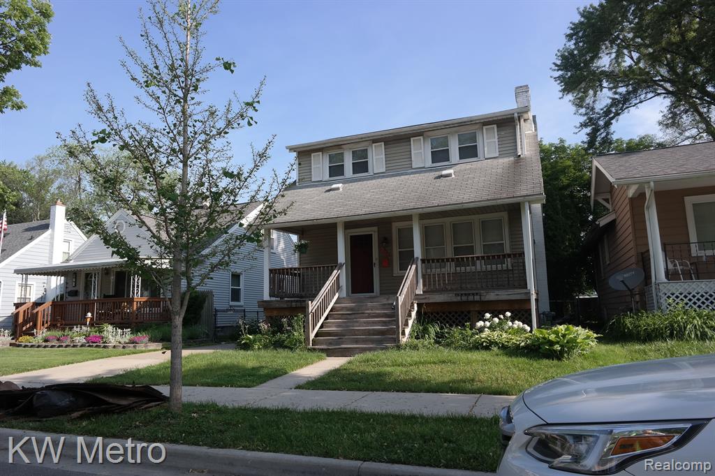 900 HARVARD Road, Berkley, MI 48072 — front exterior