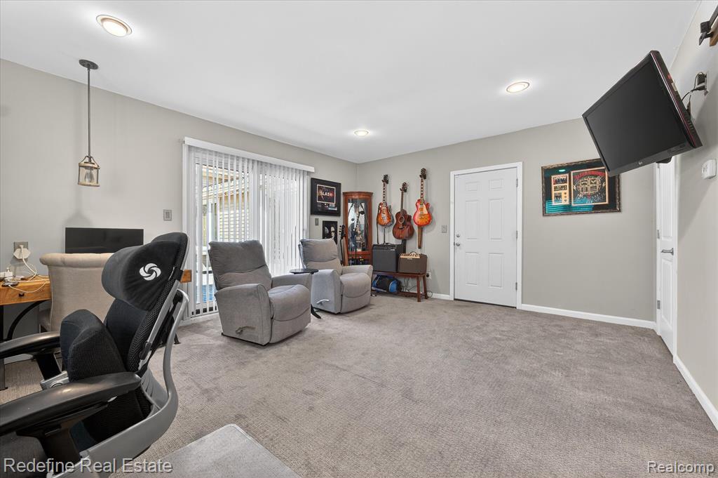 47025 S Chigwidden Drive, Northville, MI 48167 — Photo 40