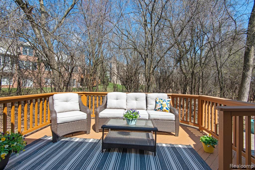 16420 Cypress, Northville, MI 48168 — Photo 38